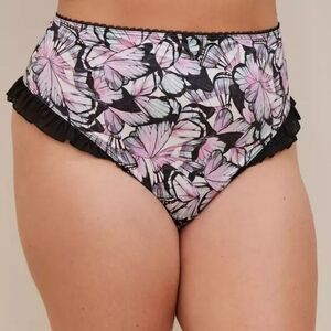 NWT 2X Torrid Satin Ruffle High-Rise Thong Panty Butterfly Windows Black